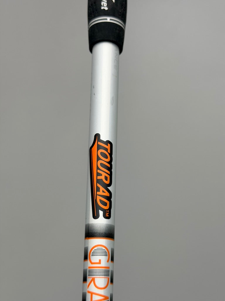 Graphite Design Tour AD IZ-7 Stiff 42.25" Callaway Quantum Shaft Golf Pride Tour Velvet (Used)