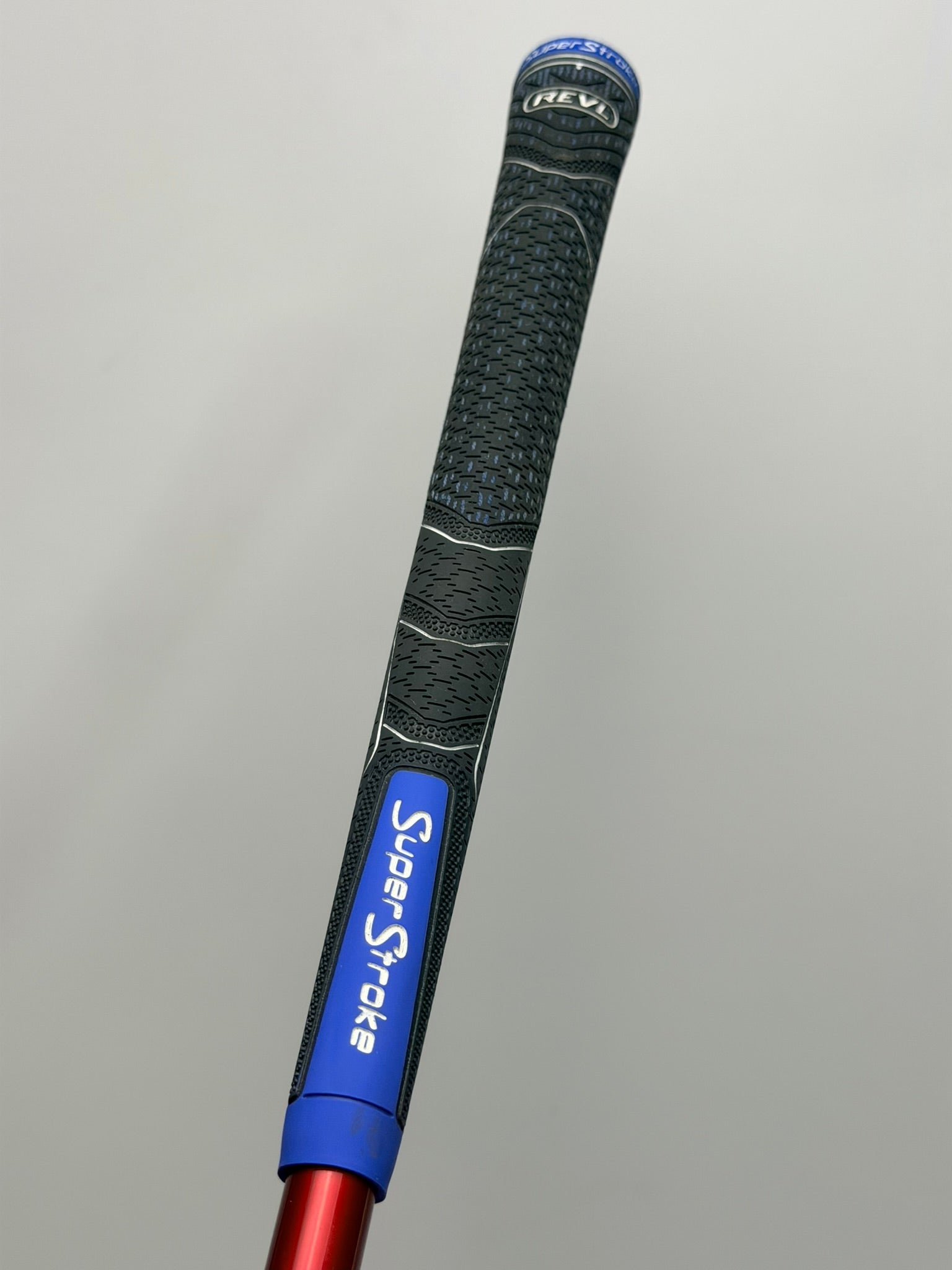 Graphite Design Tour AD VF-8 X-Stiff 42.25" Callaway Quantum Shaft SuperStroke Grip (Used)