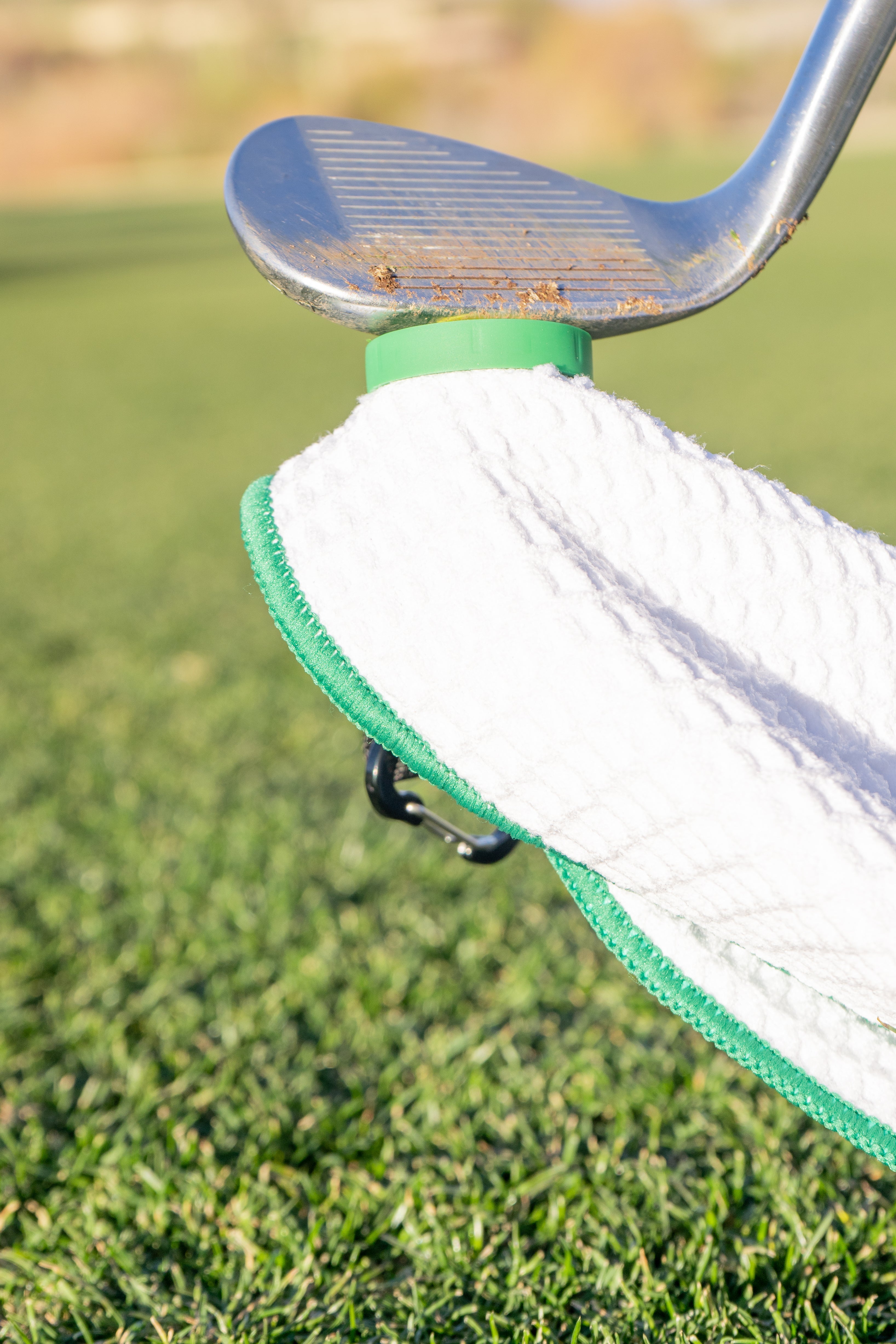 Magnetic Golf Towel with Ball Pocket - (Green/Yellow)