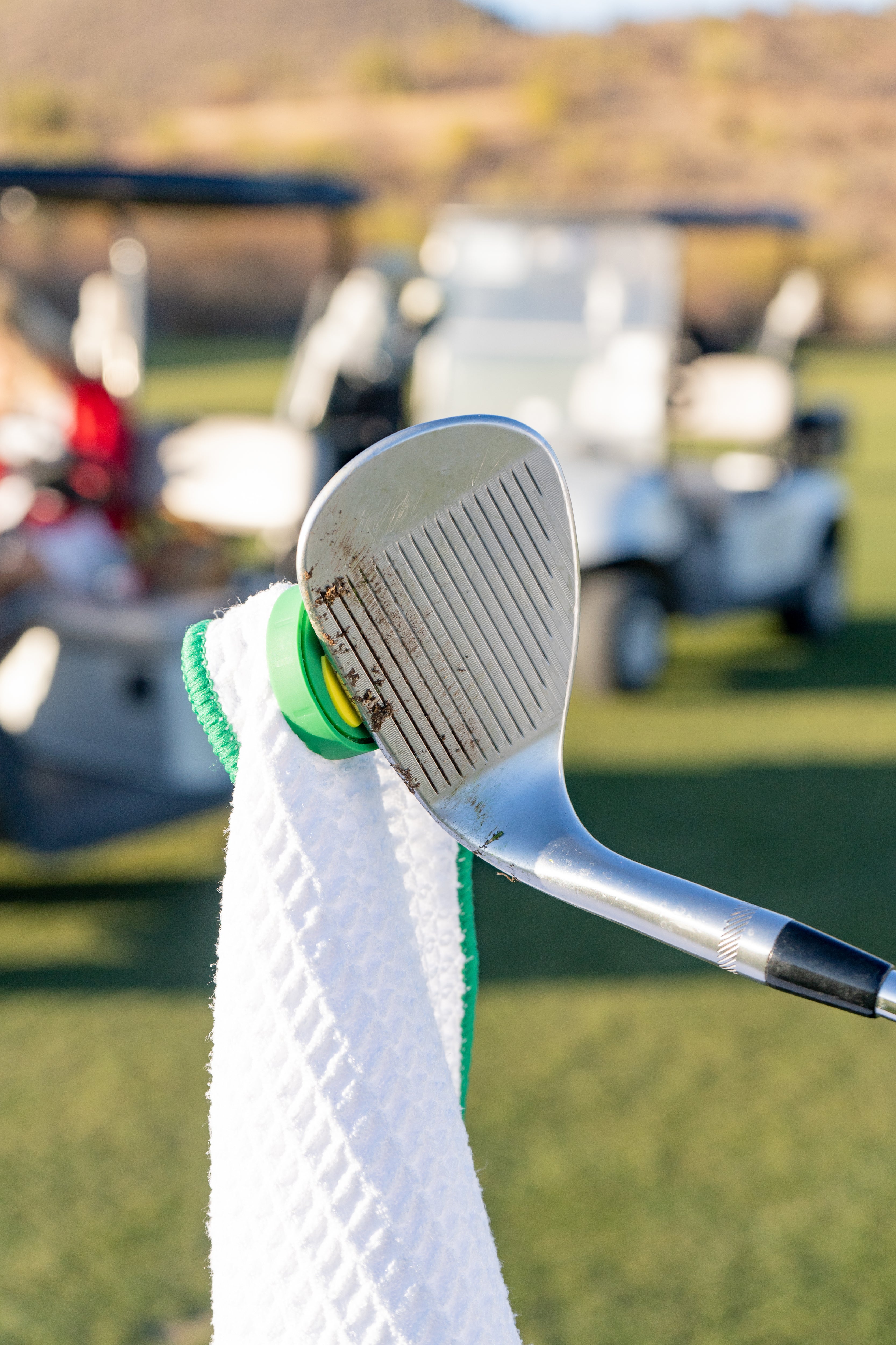 Magnetic Golf Towel with Ball Pocket - (Green/Yellow)