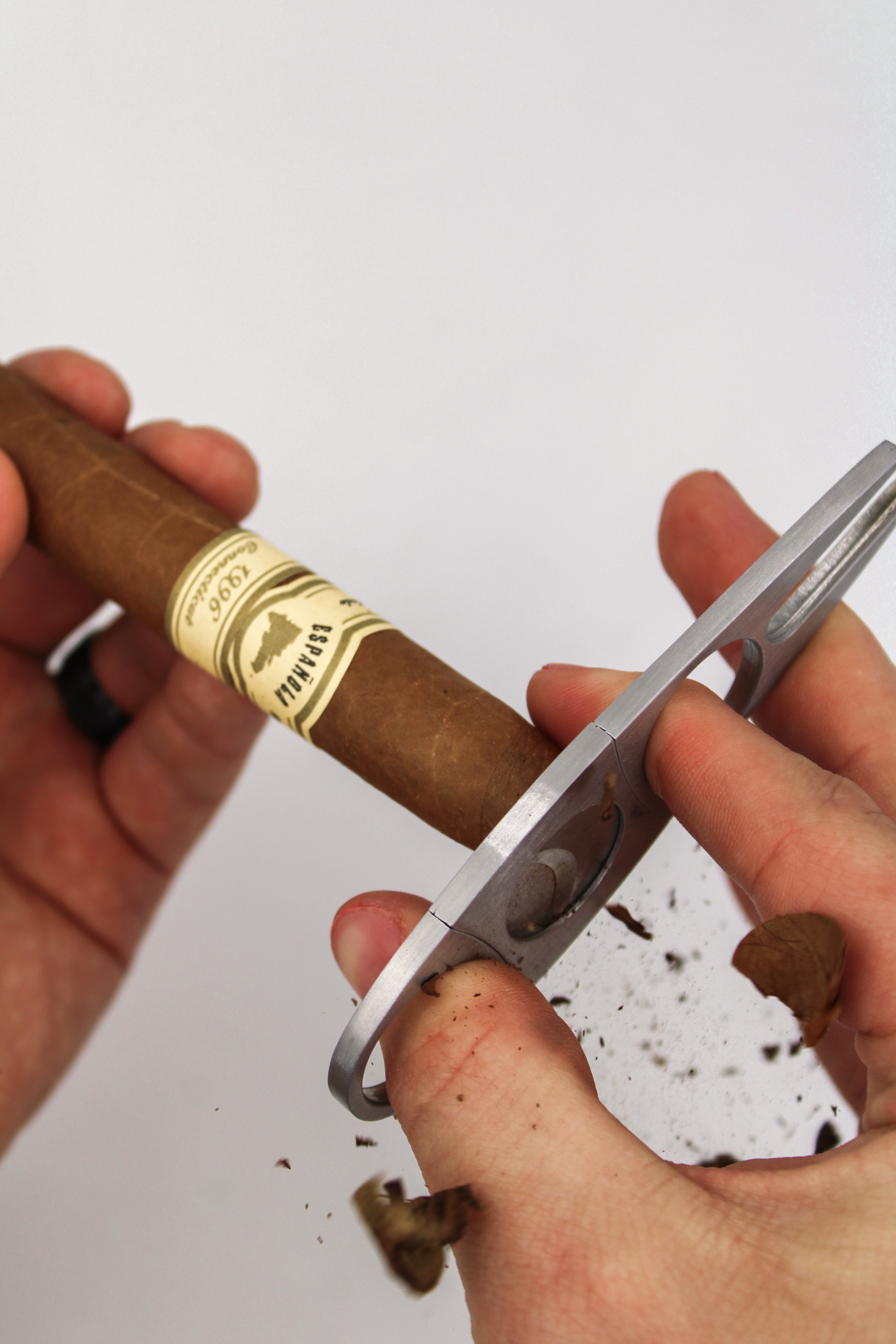 Cigar Cutter + Divot Repair Tool