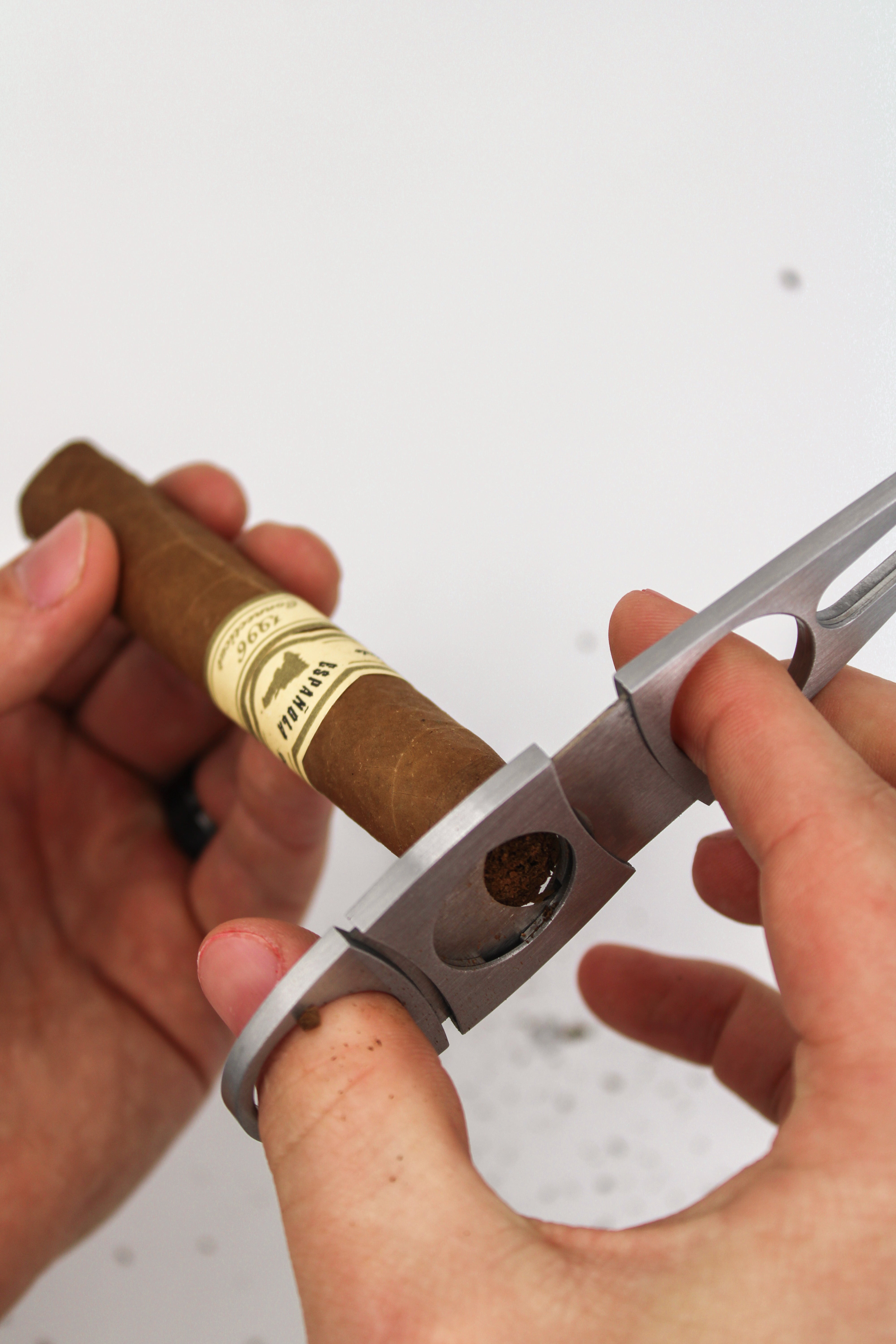 Cigar Cutter + Divot Repair Tool