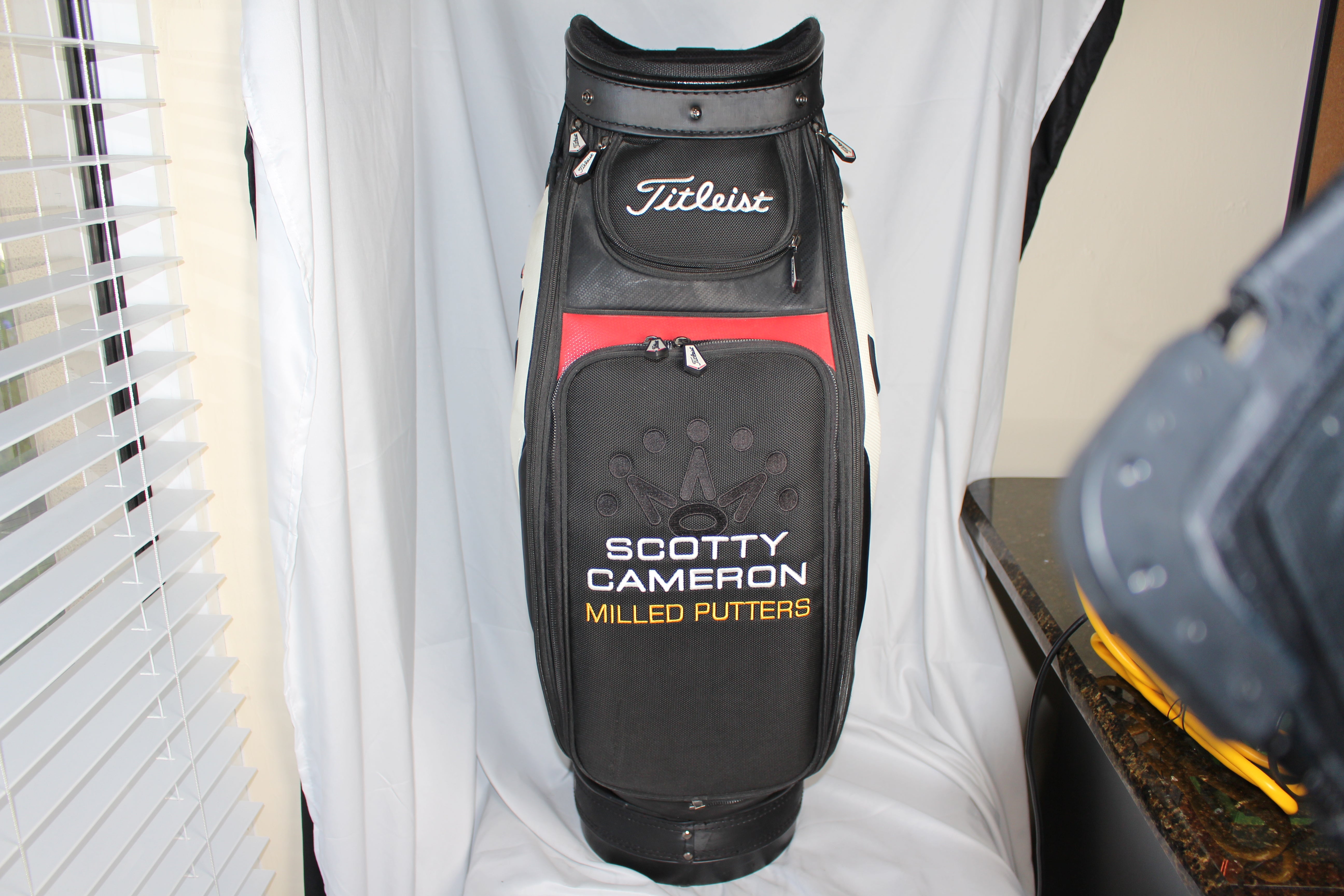 Pre-Owned Scotty Cameron Staff Bag Black 6-Way Divide
