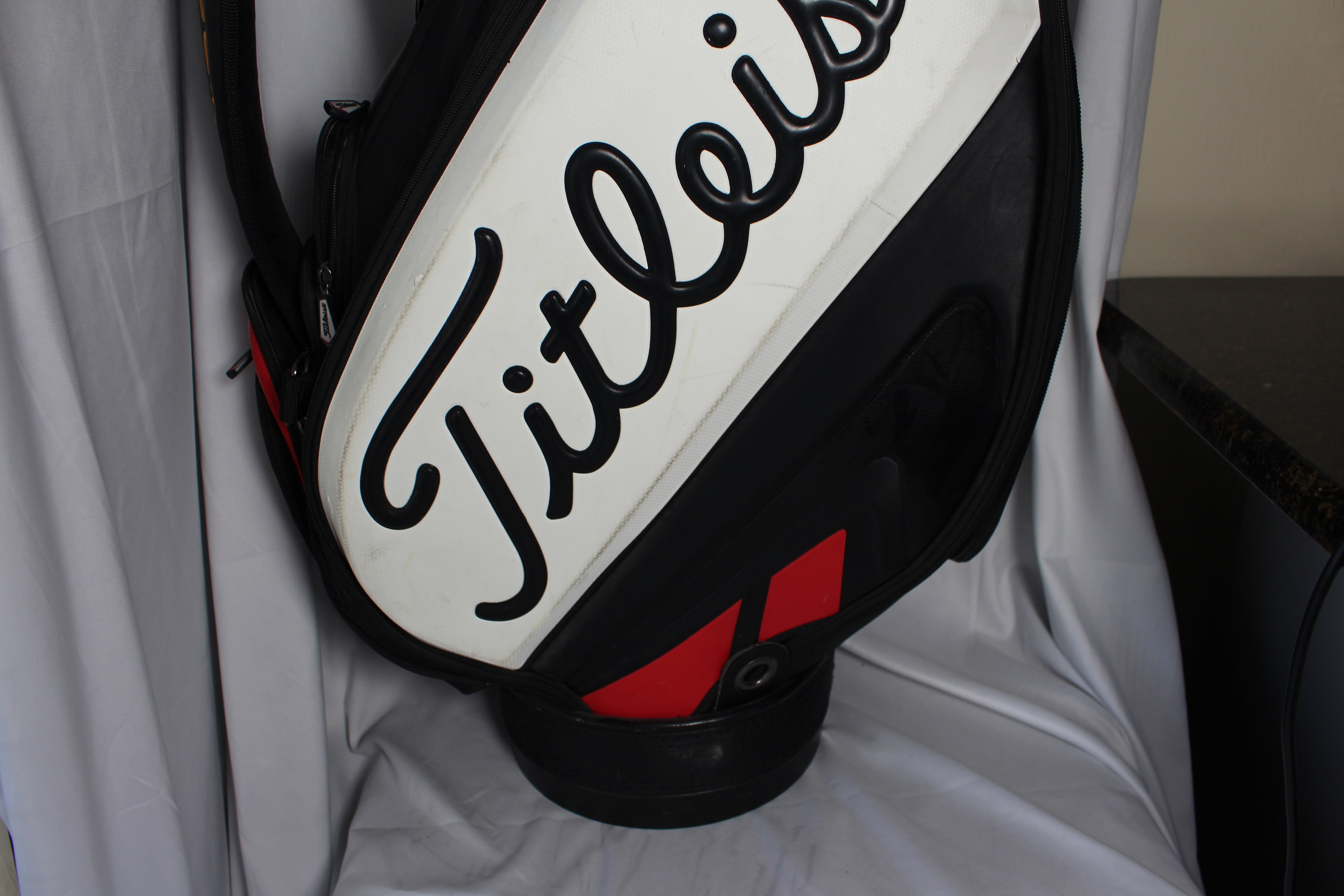 Pre-Owned Scotty Cameron Staff Bag Black 6-Way Divide