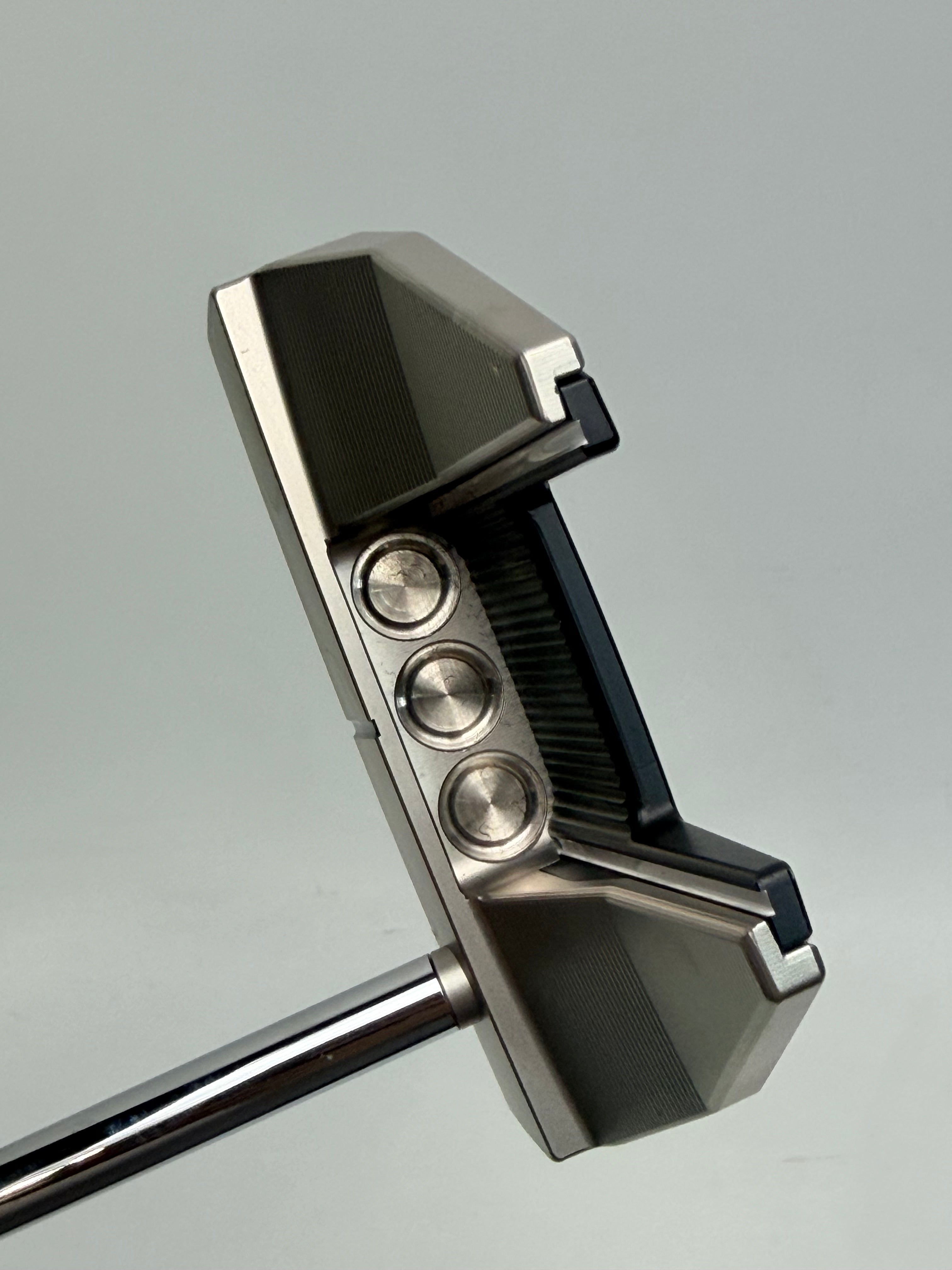 Scotty Cameron Phantom X 7 Putter 35" Like New w/ Headcover