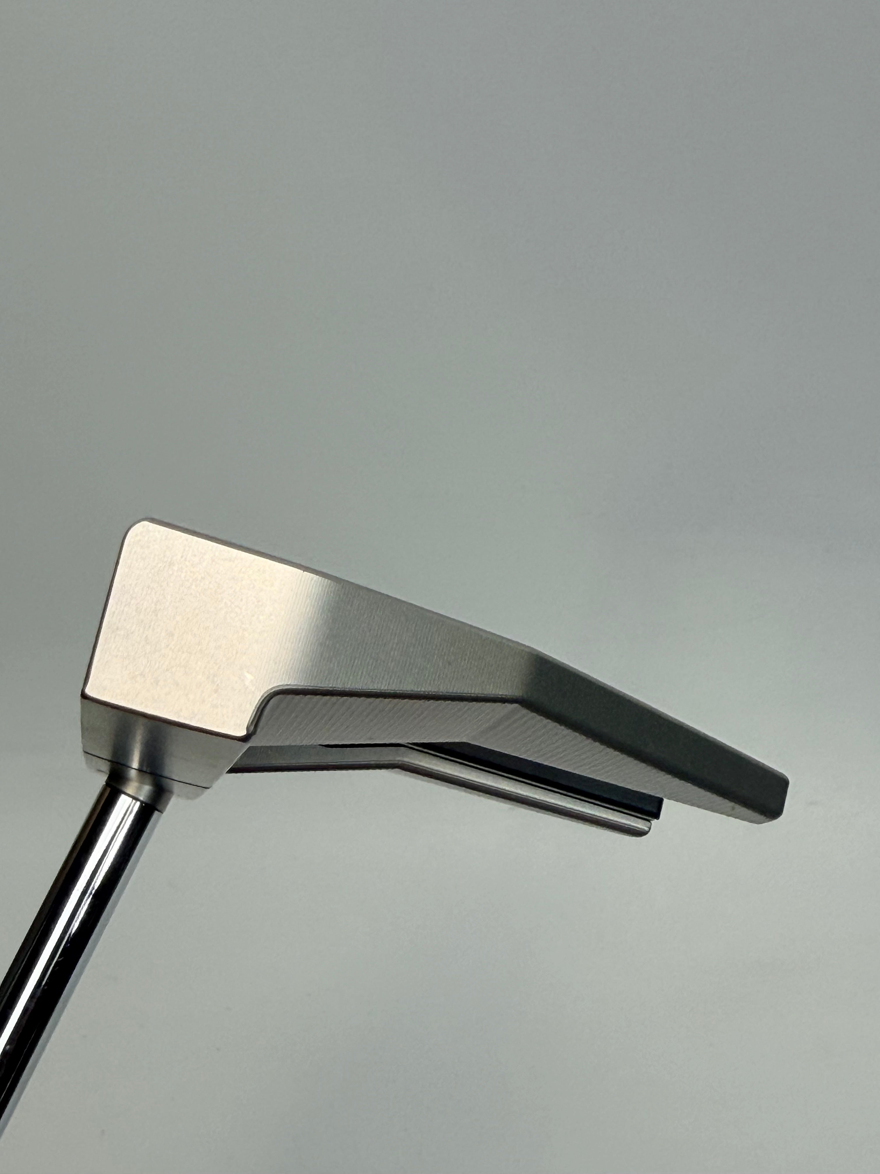 Scotty Cameron Phantom X 7 Putter 35" Like New w/ Headcover