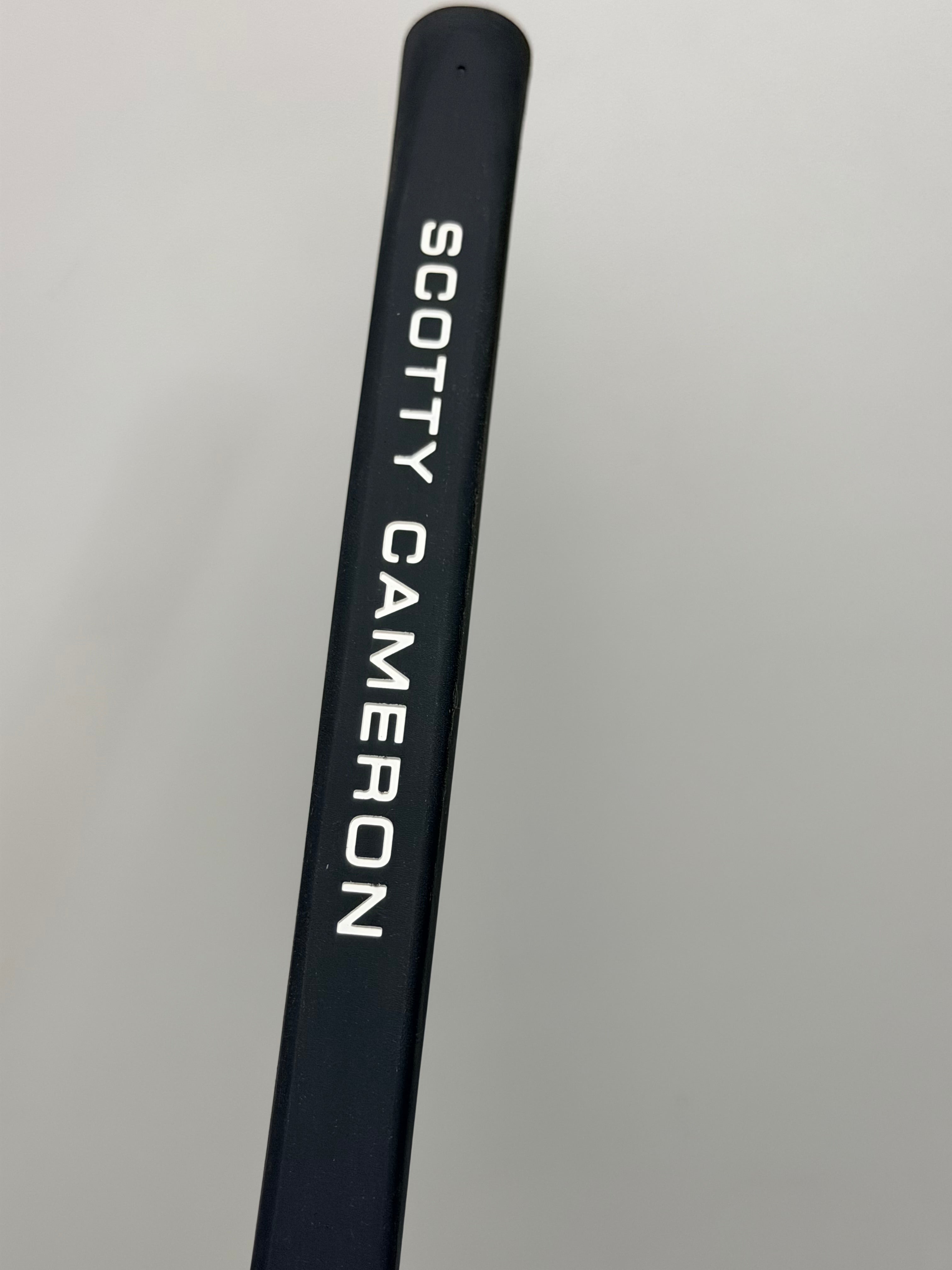Scotty Cameron Special Select Newport Putter 34" Like New w/ Headcover