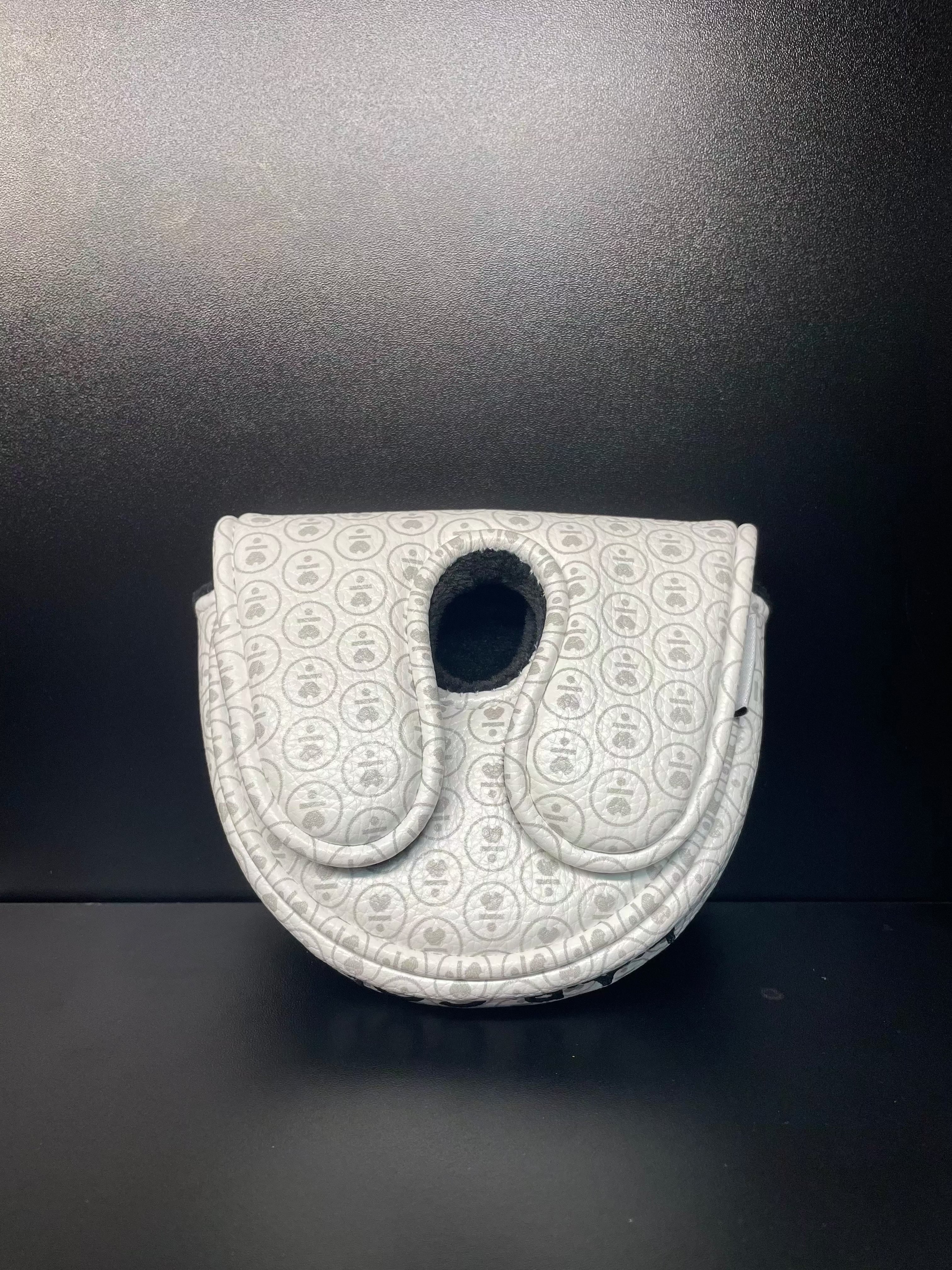 LAB MEZZ.1 Putter Headcover