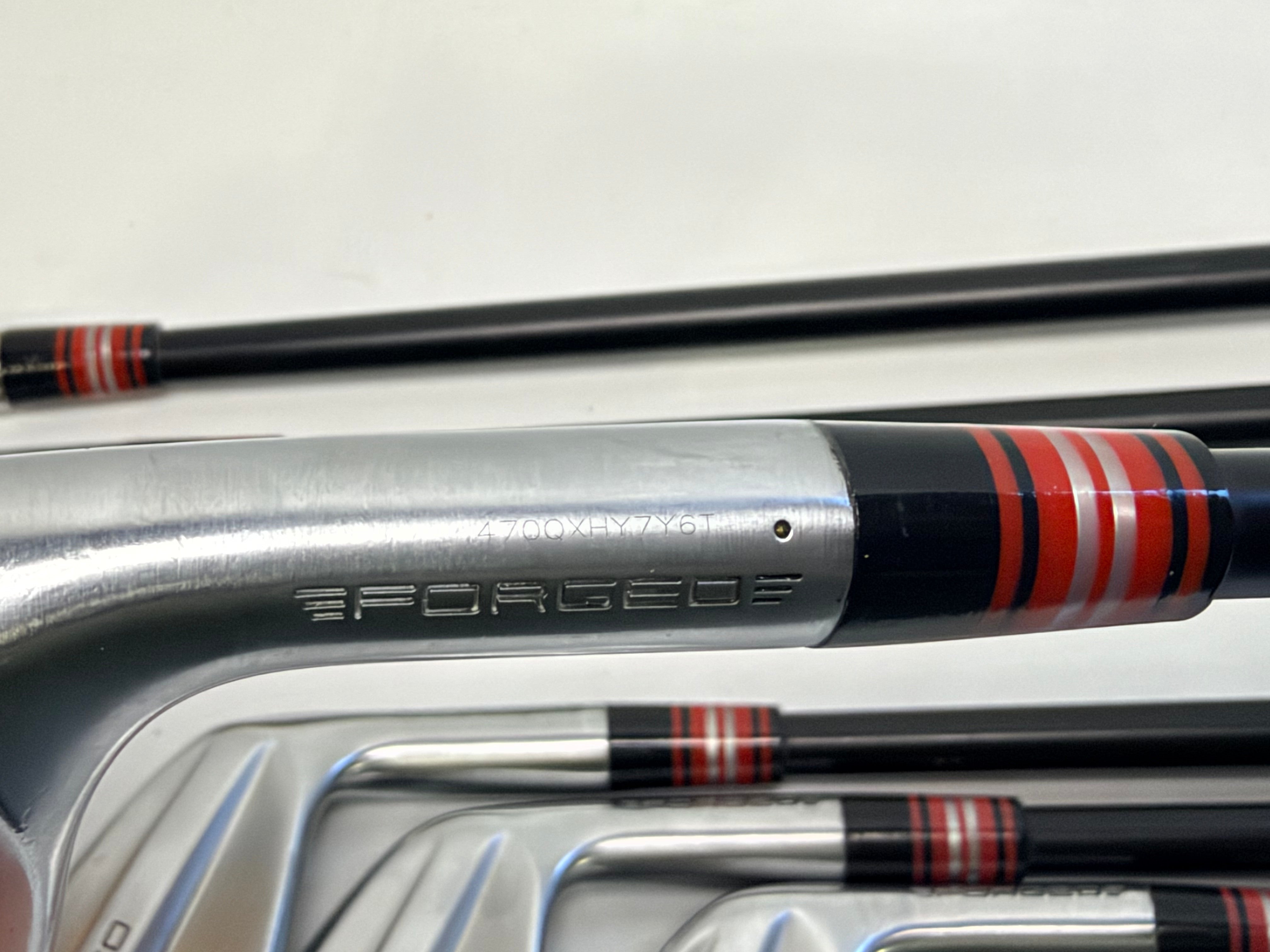 TaylorMade P770 Iron Set 5-PW RH Fujikura AXIOM 105 X VeloCore Graphite