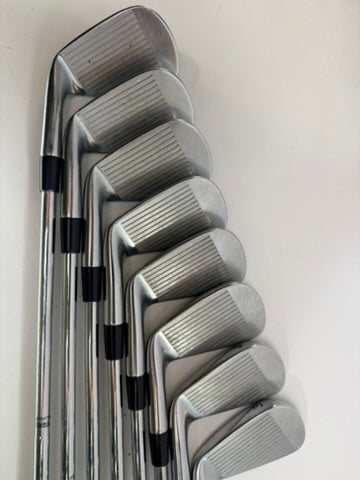TaylorMade Tour Preferred MB Irons 3-PW RH Dynamic Gold XP S300 Stiff