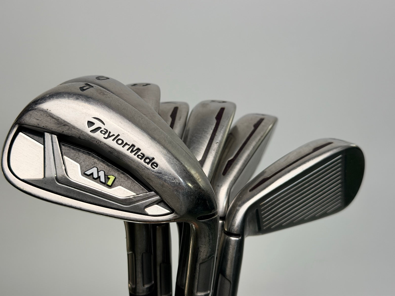 TaylorMade M1 Iron Set 4-PW RH XP 95 R300 Regular Steel