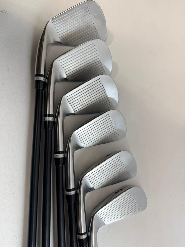 Miura KM-700 Red Stamp 5-PW Axiom 105 S VeloCore Stiff Iron Set RH