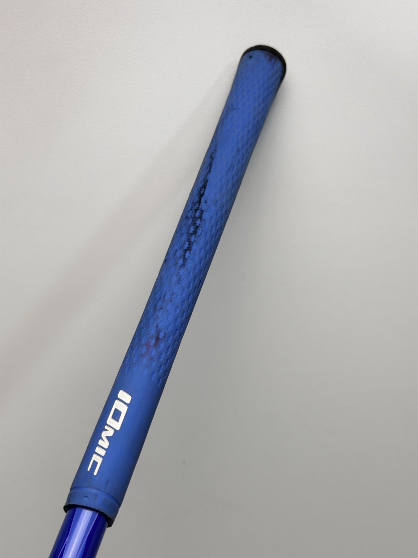 Titleist 915D2 Driver 10.5° RH OBAN Devotion 7 04 75g