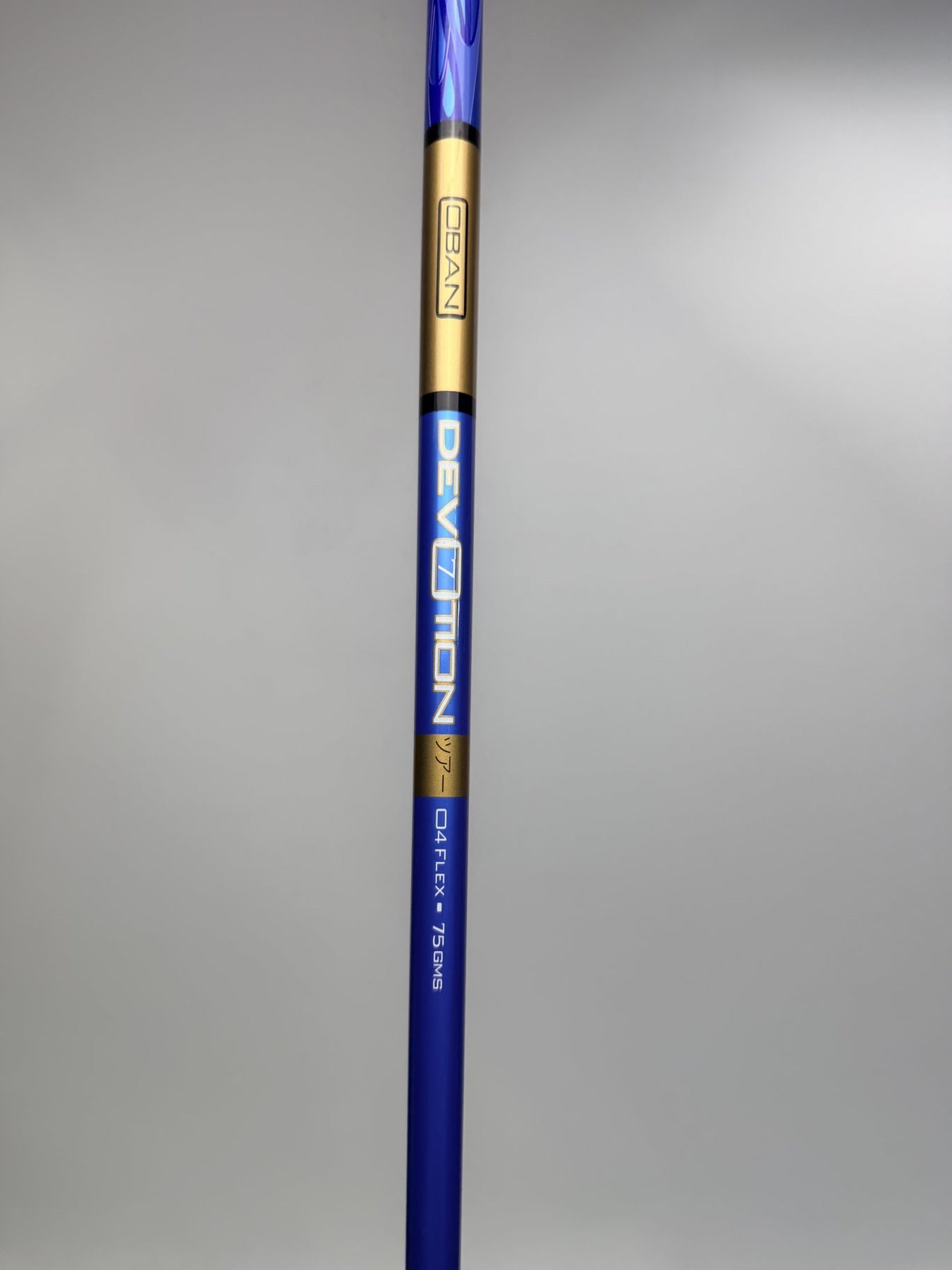 Titleist 915D2 Driver 10.5° RH OBAN Devotion 7 04 75g