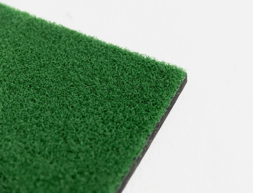 Golf Chipping Mat (16in x 10in) - Portable Practice Hitting Mat for Home with Real Turf