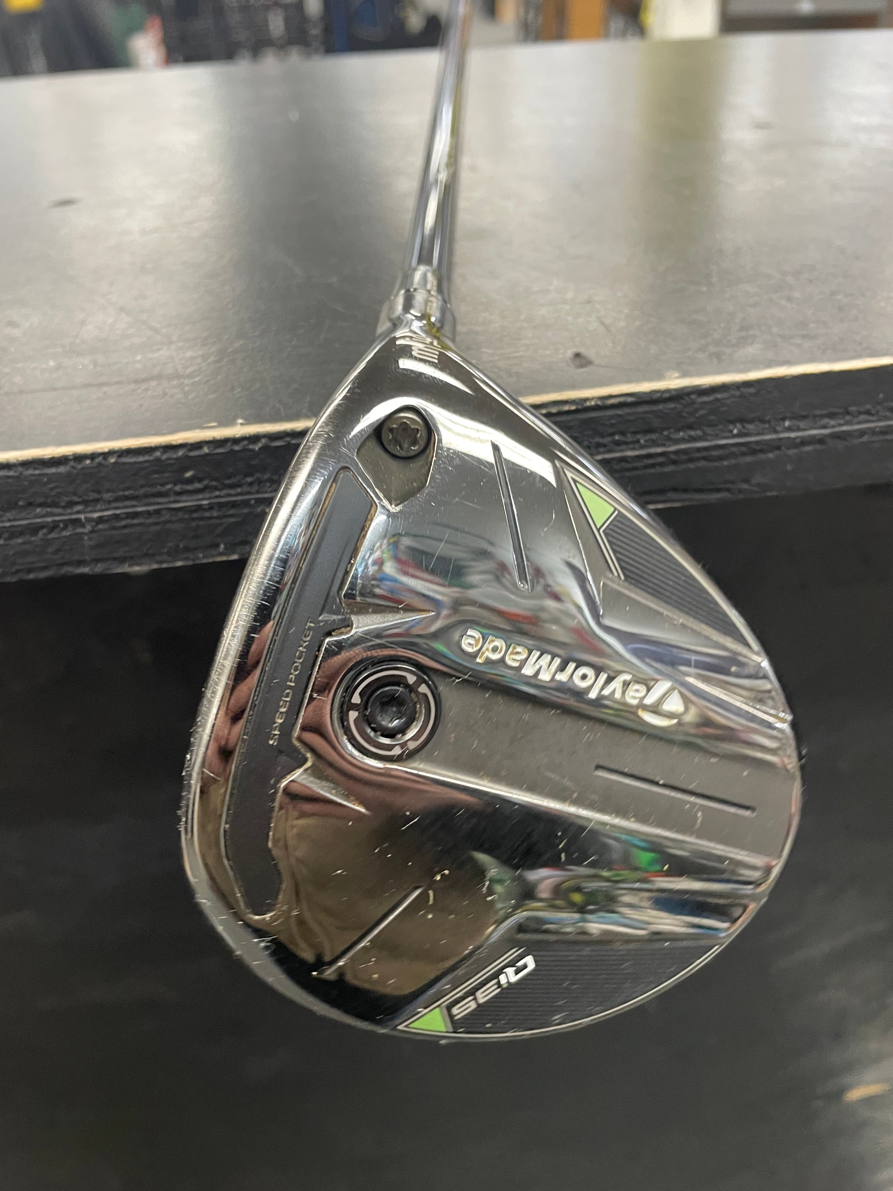 TaylorMade Qi35 Fairway Wood w/ Upcharge shaft (Used Demo)