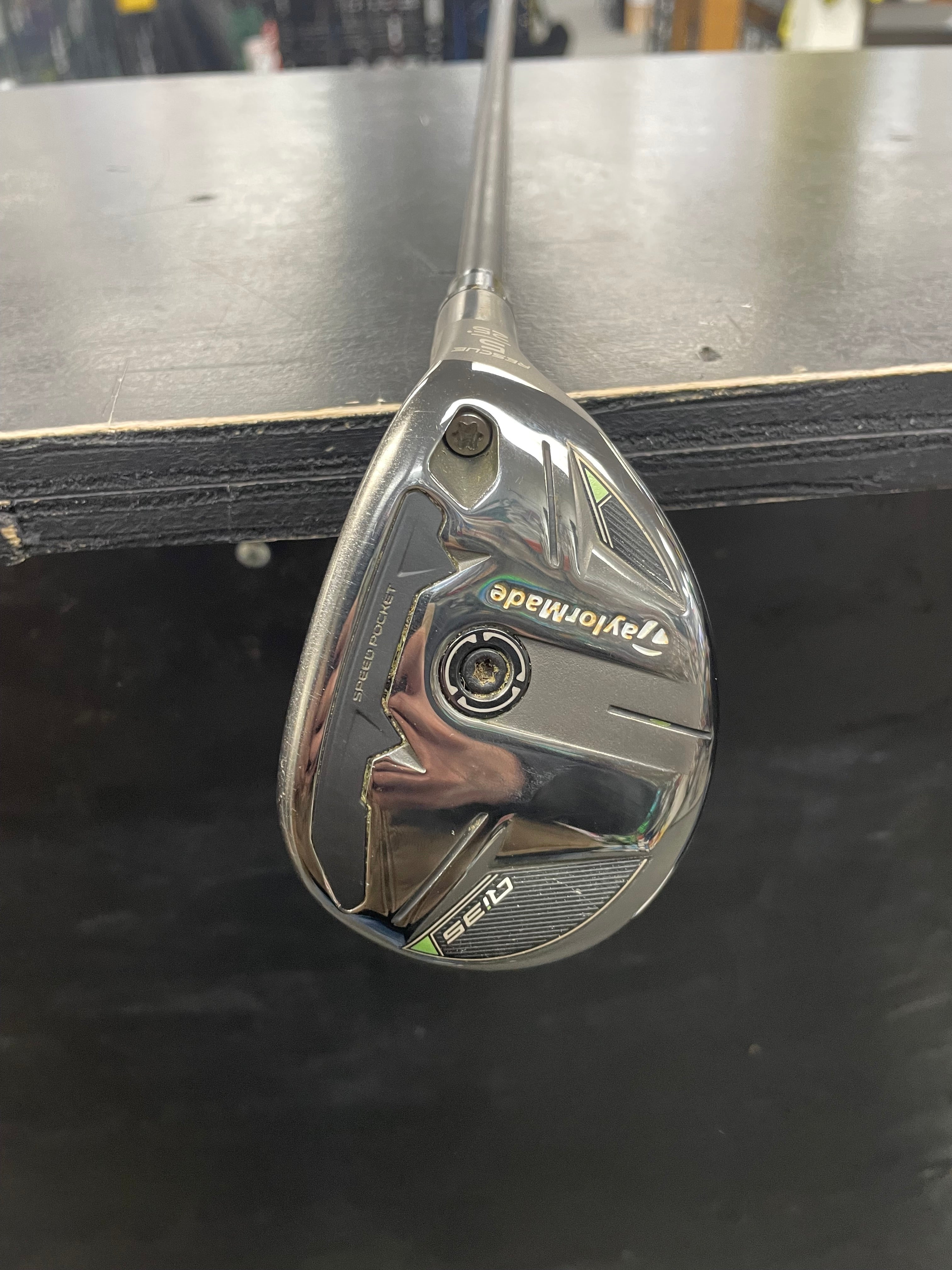 TaylorMade Qi35 Rescue Hybrid (Used Demo)