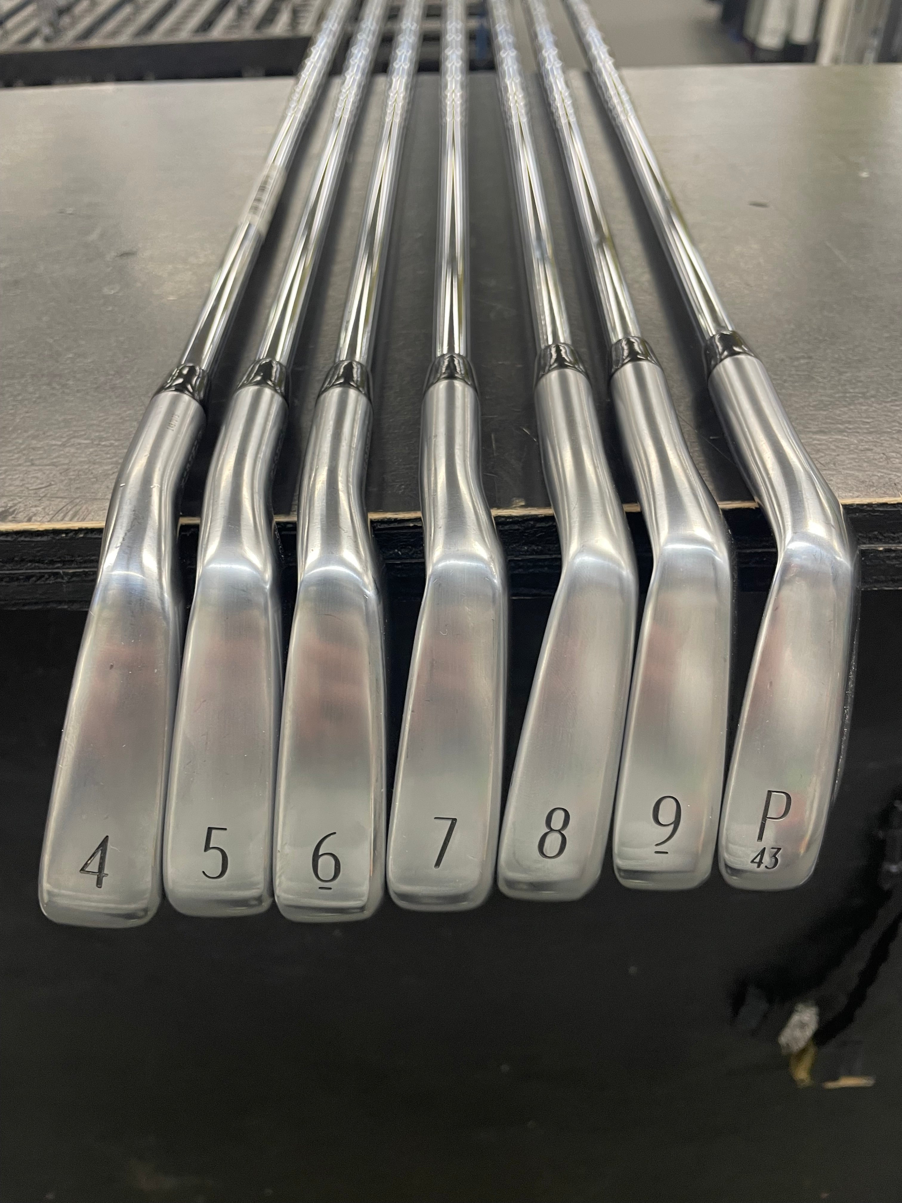 Titleist 2025 T250 Iron Set (Used Demo)