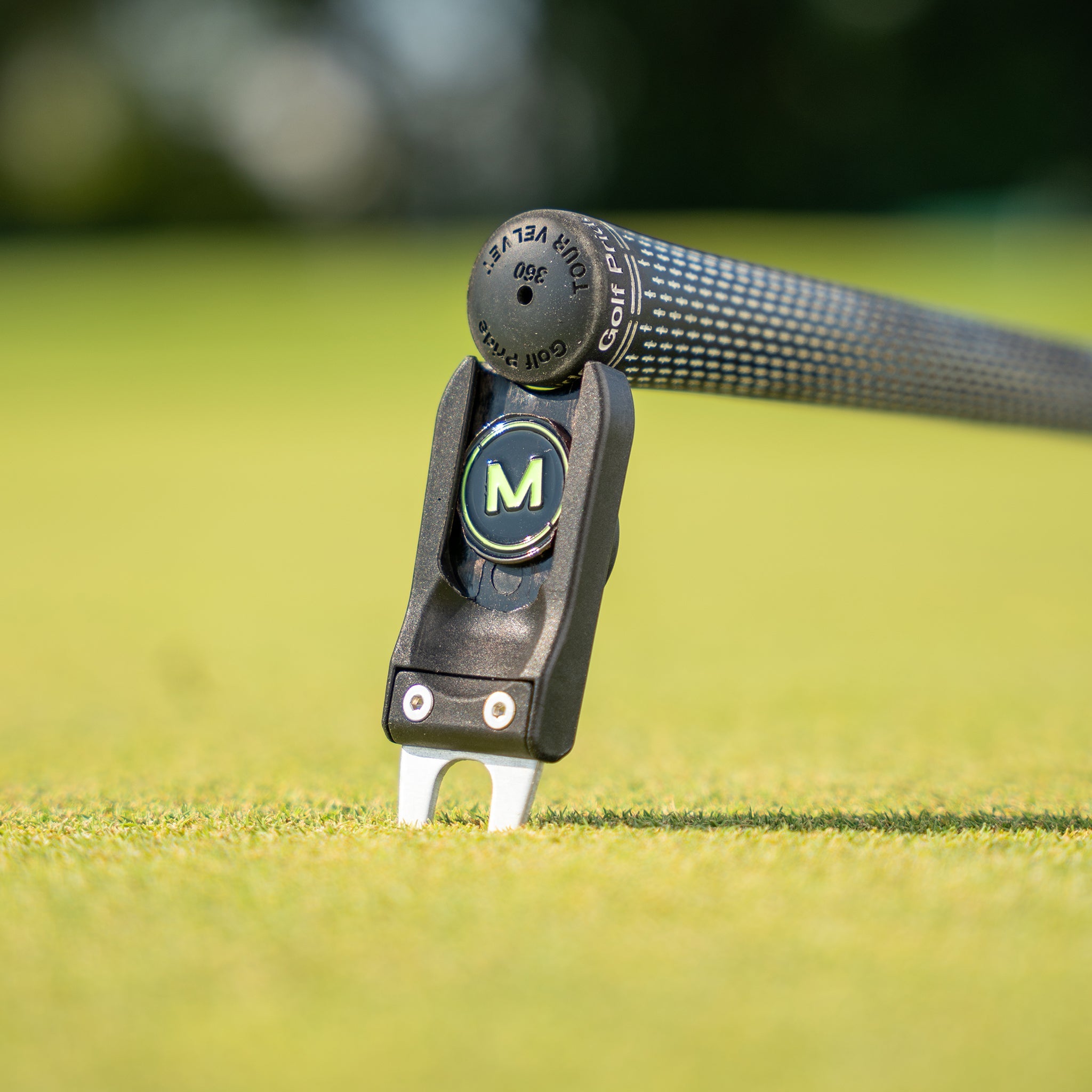 MagStack Divot Repair Tool