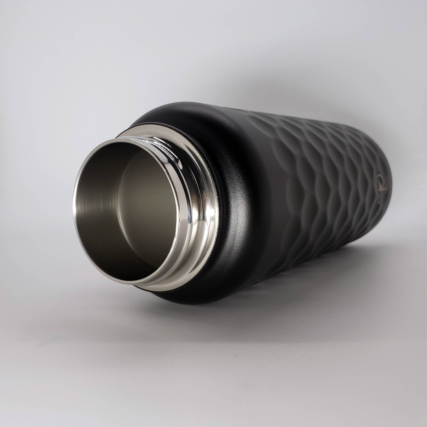 32 oz Black Spout Lid