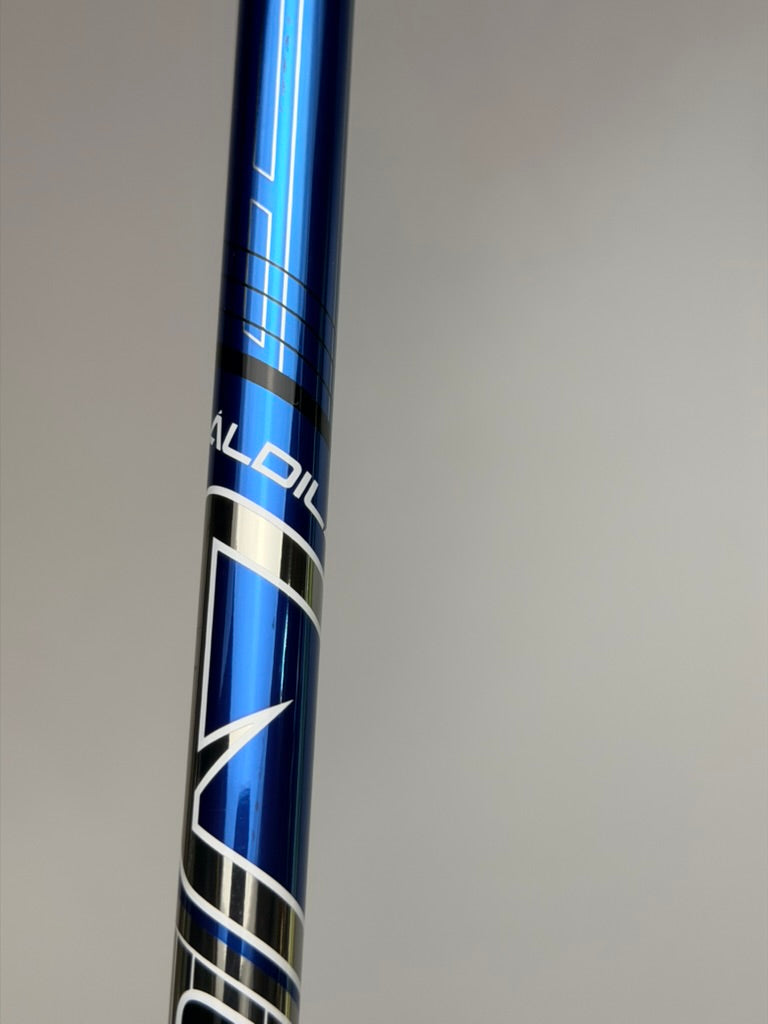 Titleist GT2 Driver 10° RH Aldila NXT GEN NV 50 Regular