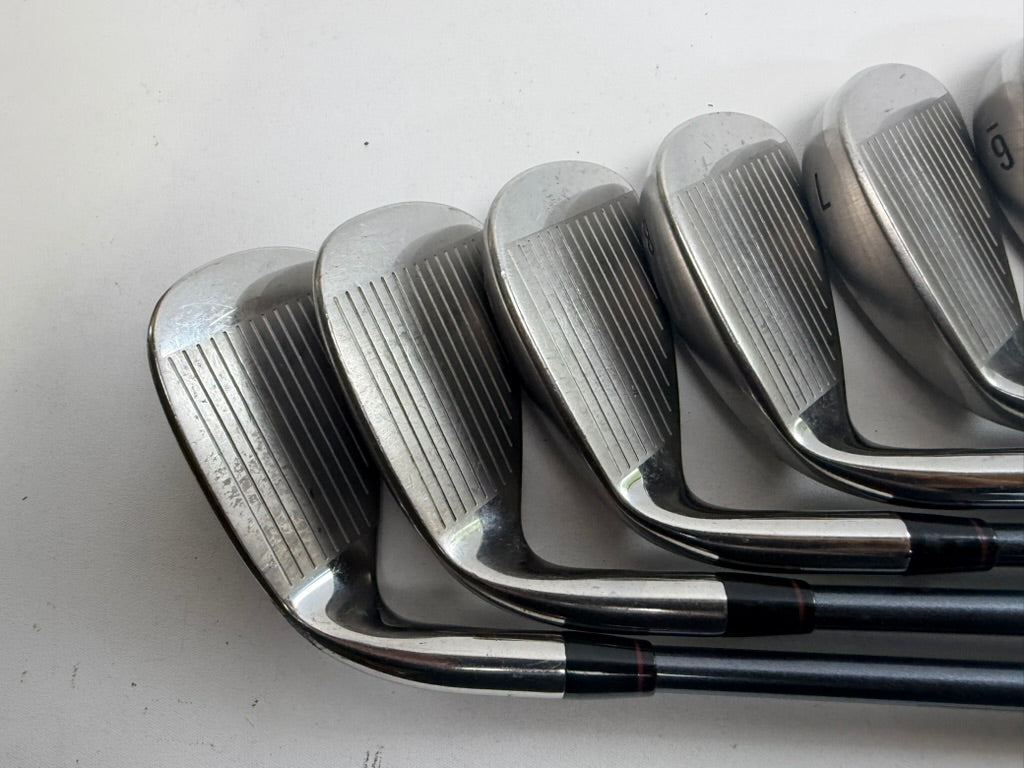 Nike VR Cavity Iron Set 5-PW AW RH Diamana VR 309i SR Graphite