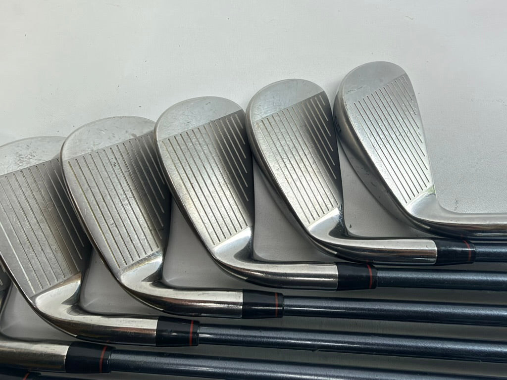 Nike VR Cavity Iron Set 5-PW AW RH Diamana VR 309i SR Graphite