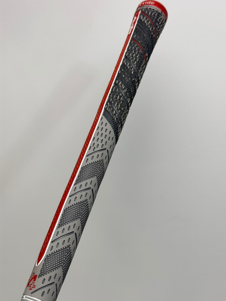 Titleist TSR2 Hybrid 18° RH HZRDUS Smoke 80 6.0 Red MCC Plus4
