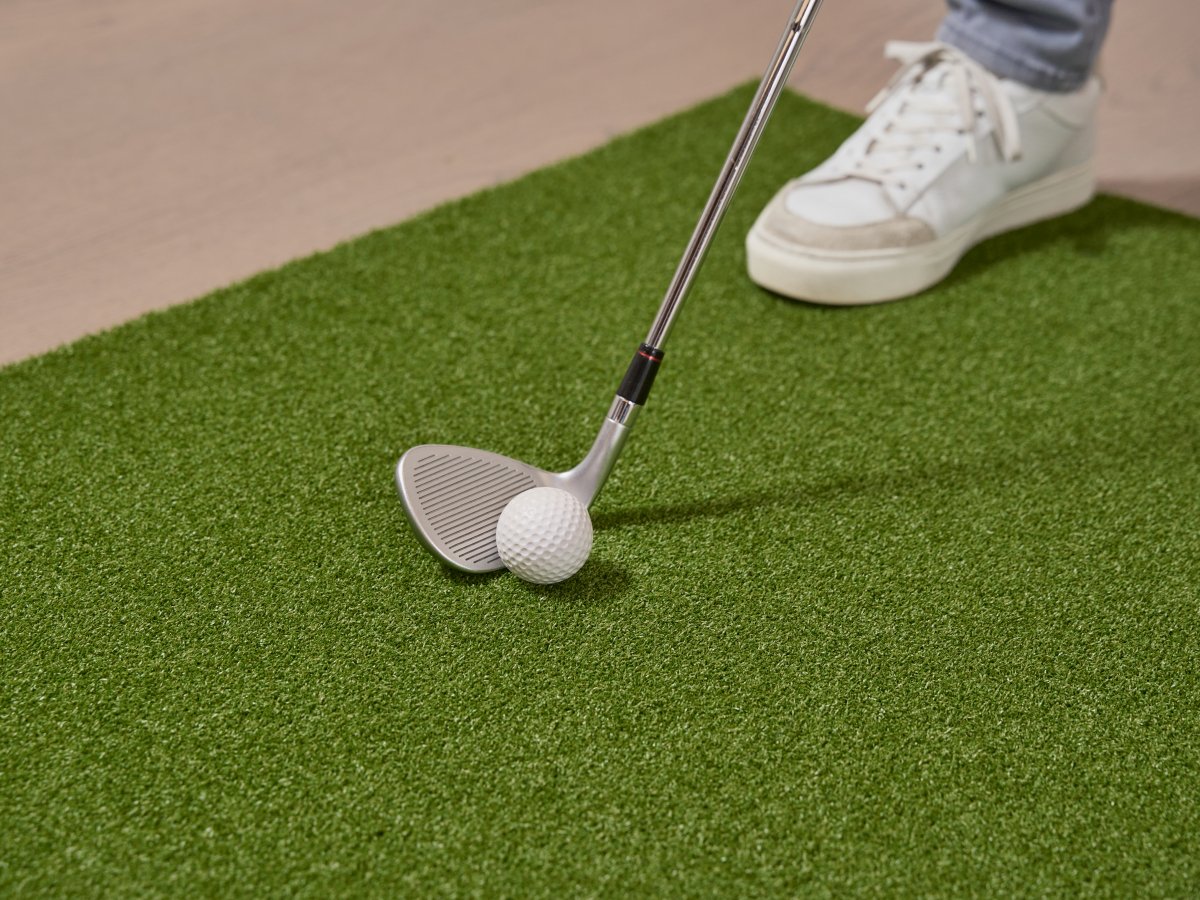 The Chiputt Tour‑Grade Premium Putting Mat Extender